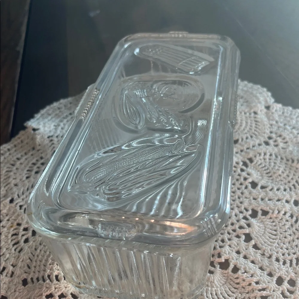 Vintage Clear Glass vegetable Dish with Decorative Lid - Clear